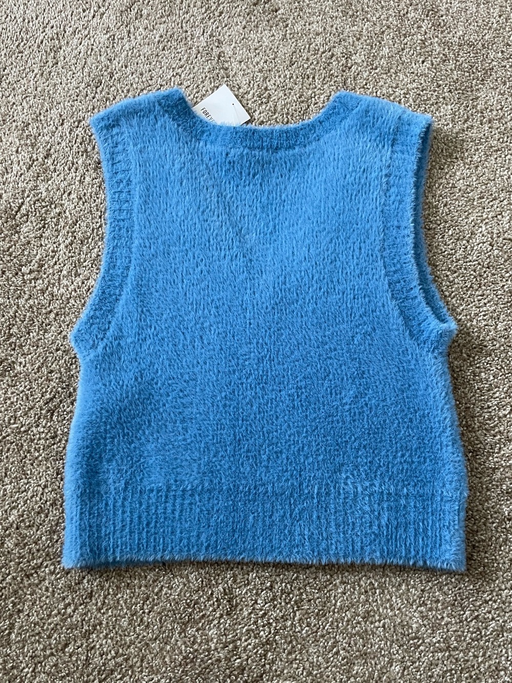 NWT Forever 21 - Blue Fuzzy Cropped Sweater Vest - Picture 3 of 5